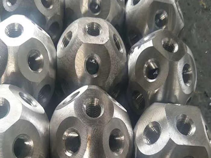 澳门螺栓球网架杆件制作