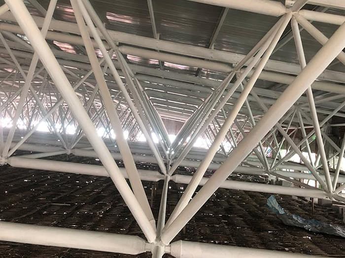 澳门大型螺栓球网架施工厂家